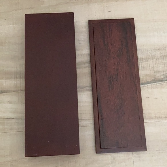 Beautiful wooden case - Picture 3 of 4